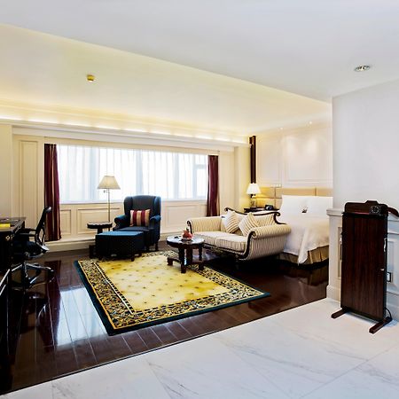 Crowne Plaza Hotel & Suites Landmark Shenzhen By Ihg - Nearby Luohu Border, Indoor Heated Swimming Pool, Complimentary Welcome Drink Bagian luar foto