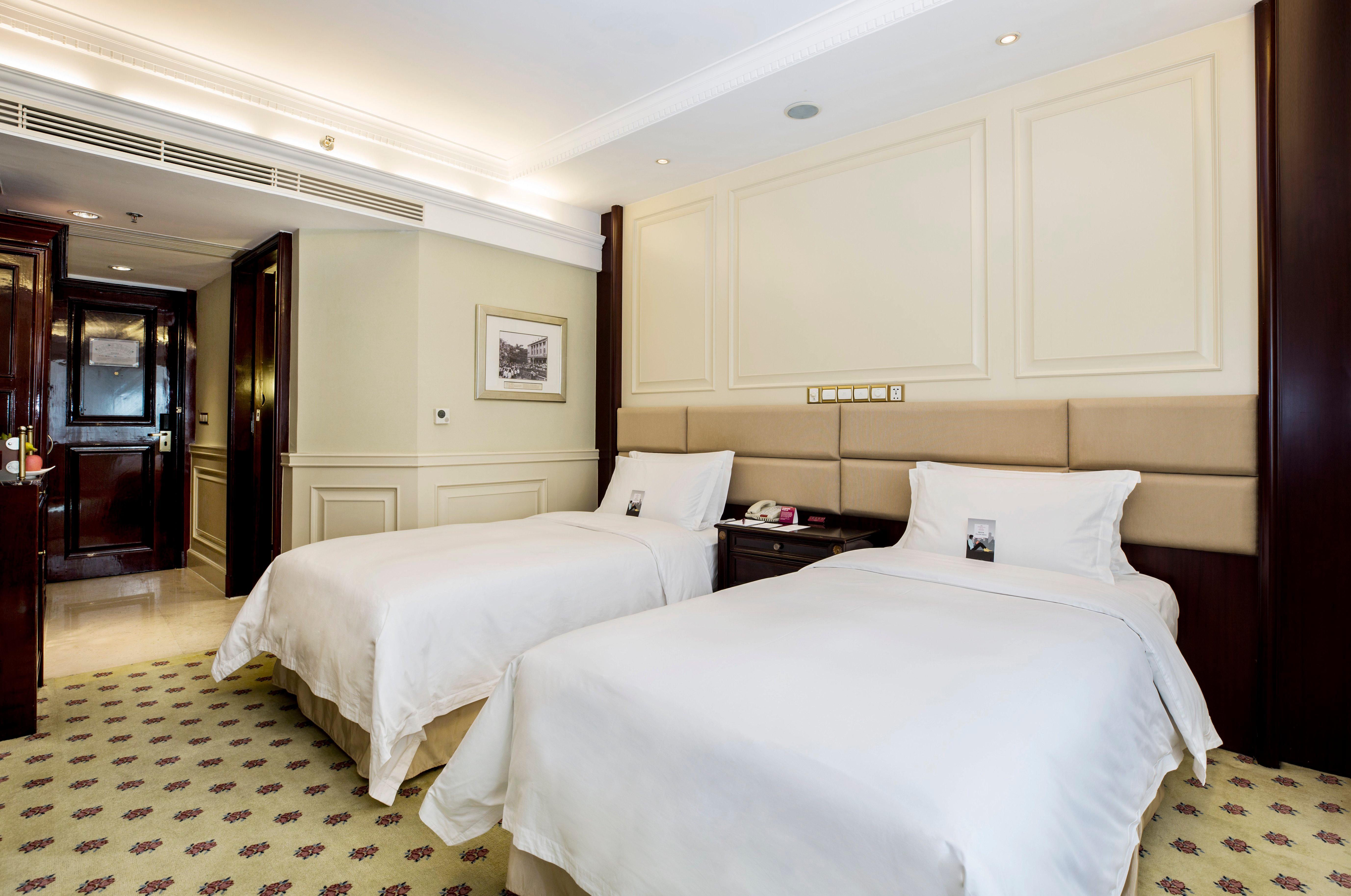 Crowne Plaza Hotel & Suites Landmark Shenzhen By Ihg - Nearby Luohu Border, Indoor Heated Swimming Pool, Complimentary Welcome Drink Bagian luar foto