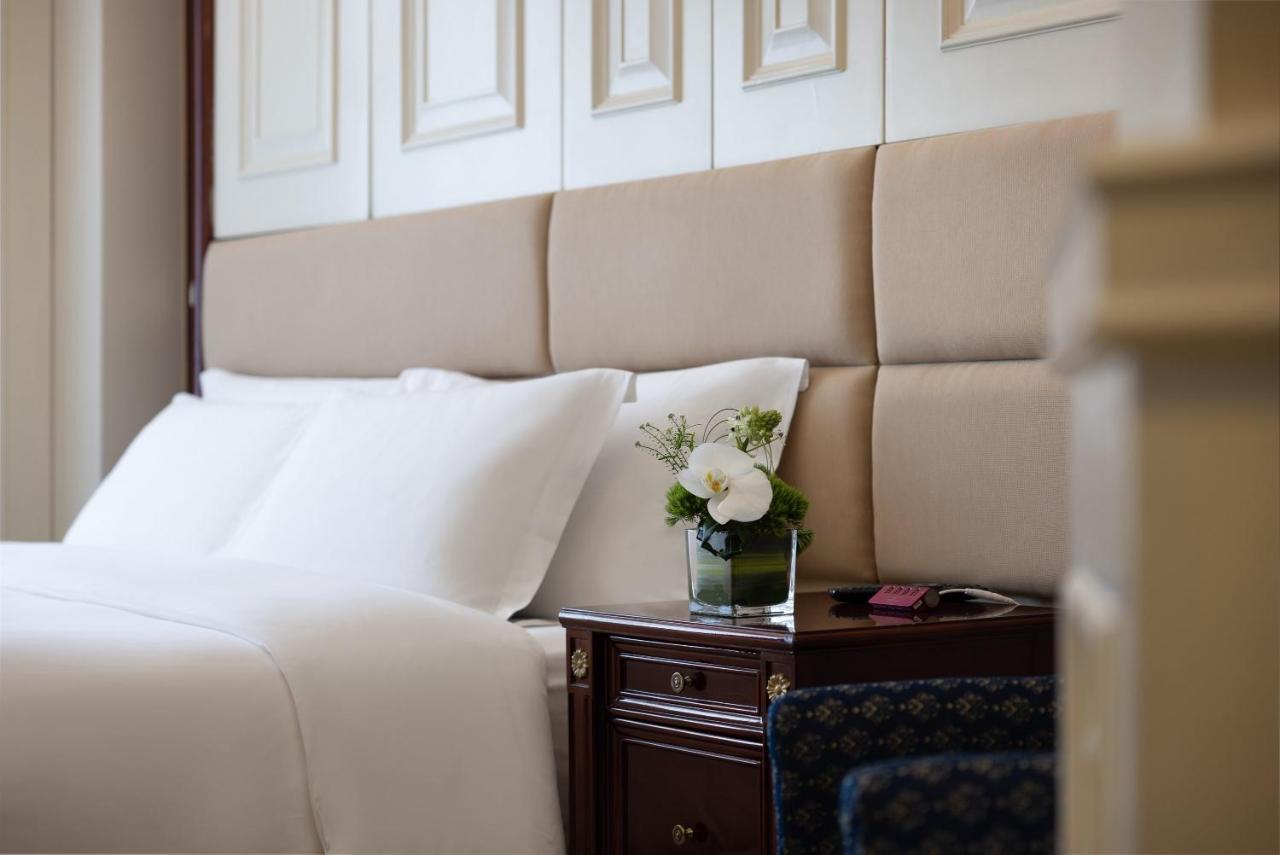 Crowne Plaza Hotel & Suites Landmark Shenzhen By Ihg - Nearby Luohu Border, Indoor Heated Swimming Pool, Complimentary Welcome Drink Bagian luar foto