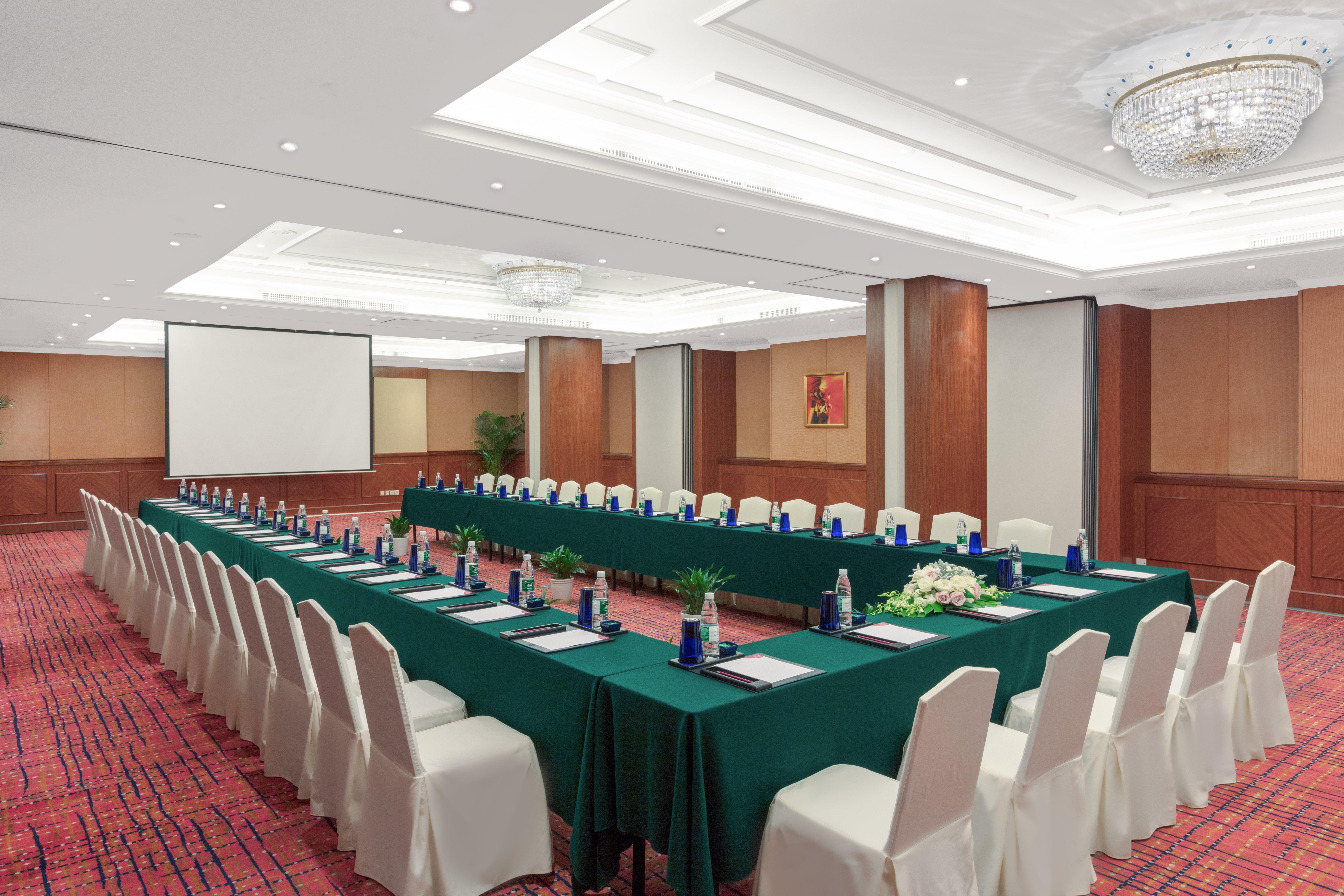 Crowne Plaza Hotel & Suites Landmark Shenzhen By Ihg - Nearby Luohu Border, Indoor Heated Swimming Pool, Complimentary Welcome Drink Bagian luar foto