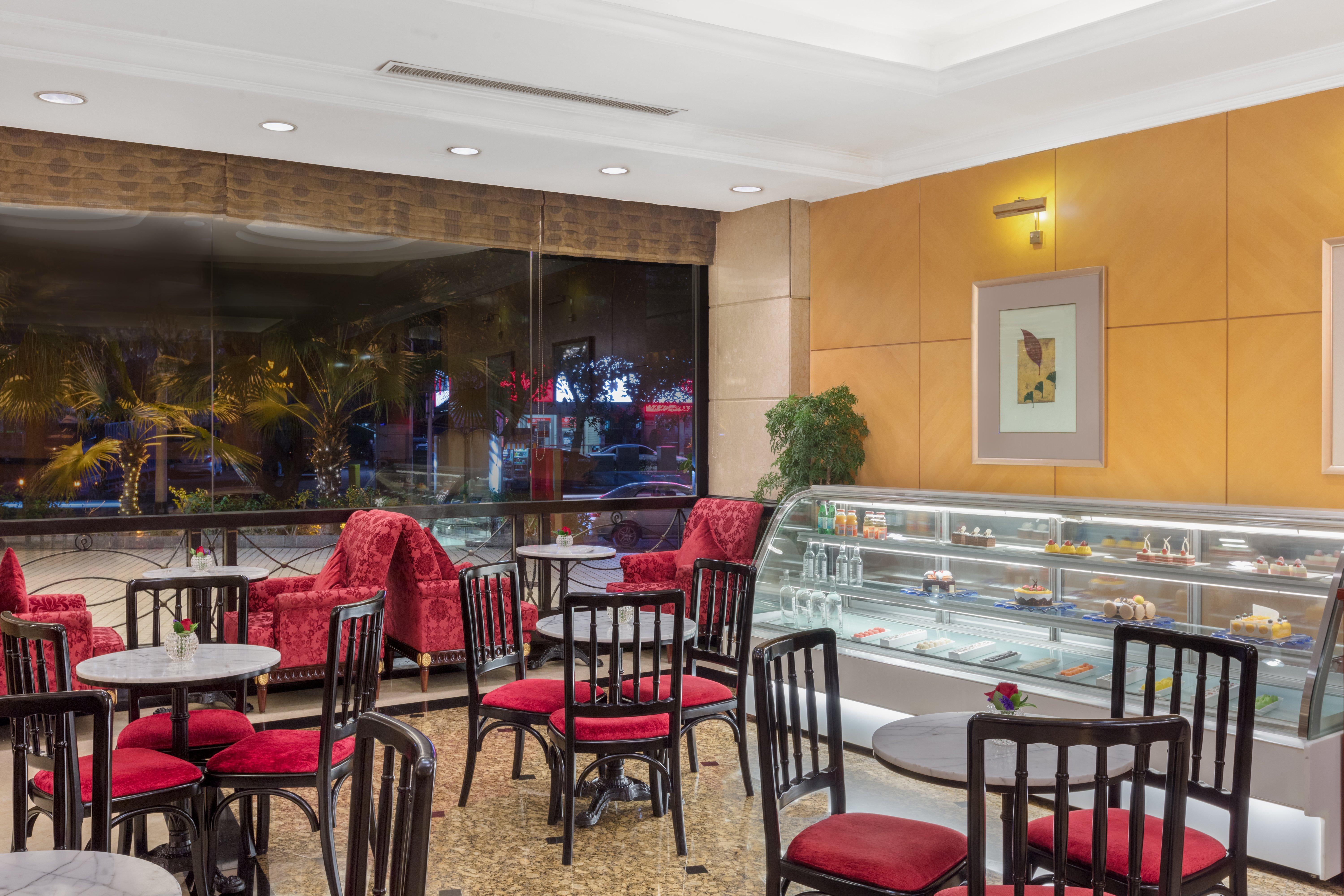Crowne Plaza Hotel & Suites Landmark Shenzhen By Ihg - Nearby Luohu Border, Indoor Heated Swimming Pool, Complimentary Welcome Drink Bagian luar foto